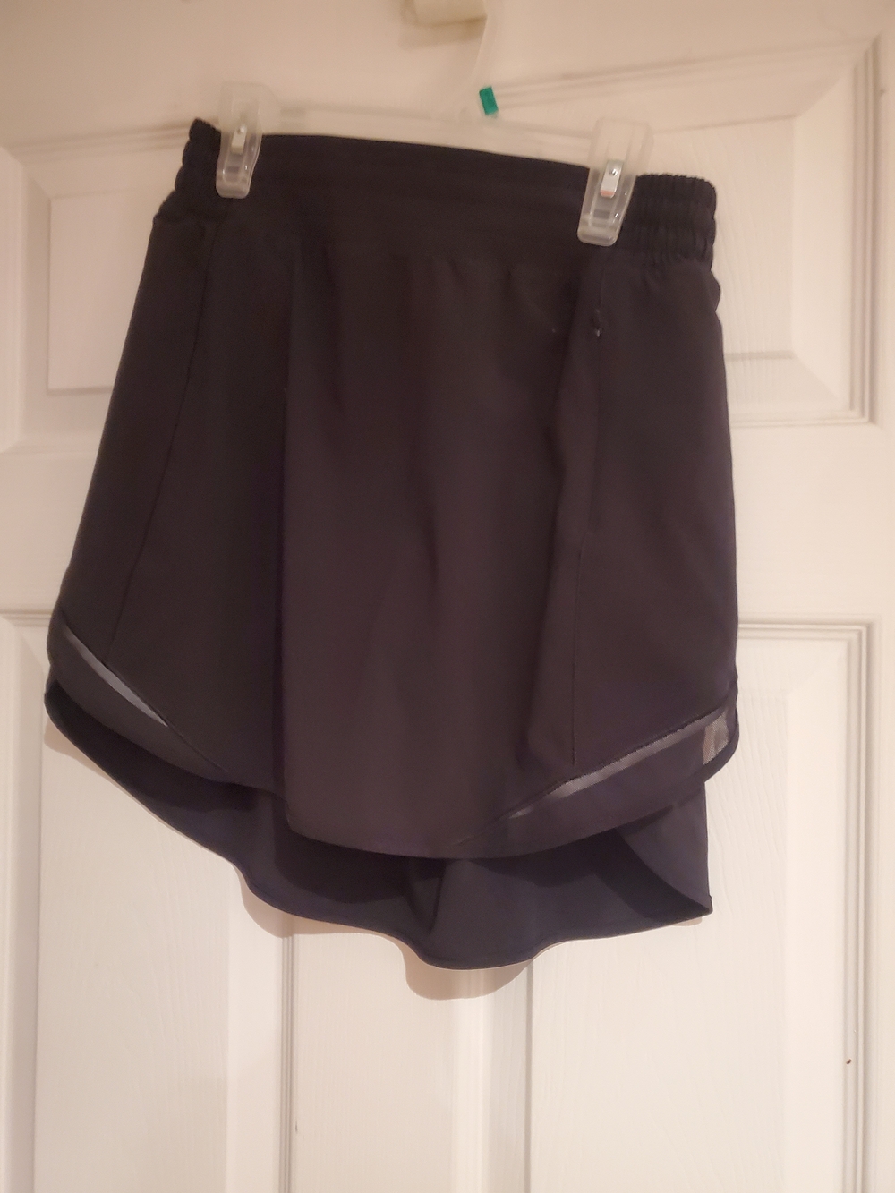 Lululemon Sz 6 Black Women's Athletic Shorts - Lightweight Performance Skort